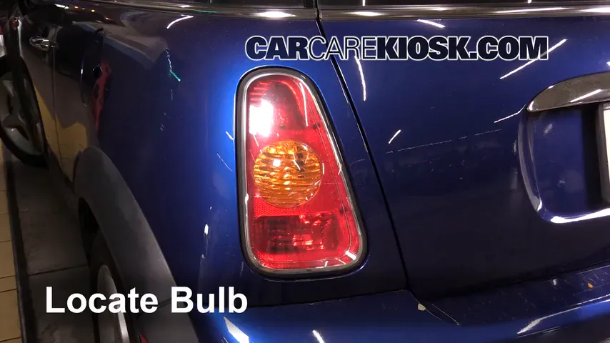 2005 Mini Cooper 1.6L 4 Cyl. Coupe Lights Tail Light (replace bulb)
